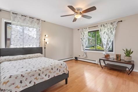 16 Cutter Avenue Edison NJ 08820