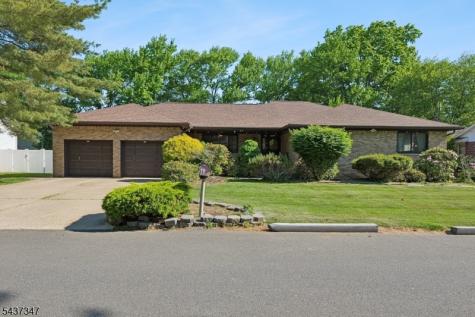 16 Cutter Avenue Edison NJ 08820