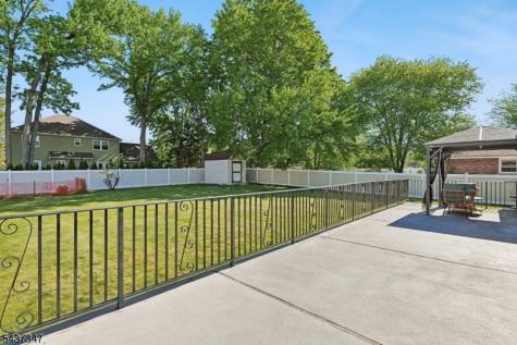 16 Cutter Avenue Edison NJ 08820