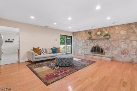 16 Cutter Avenue Edison NJ 08820