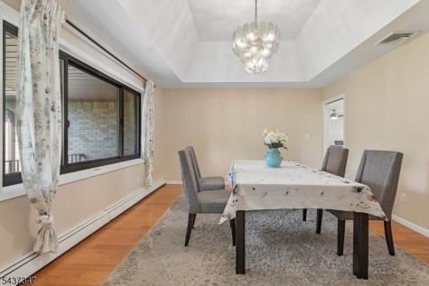 16 Cutter Avenue Edison NJ 08820