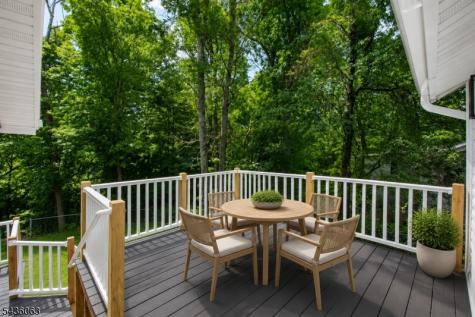 8 Shawondasee Road Vernon NJ 07422