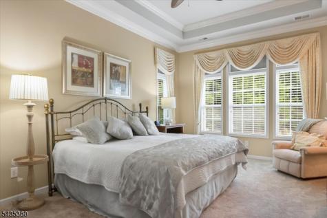 12 Harrison Way Mount Arlington NJ 07856