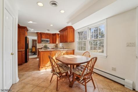 657 Lincoln Avenue Glen Rock NJ 07452