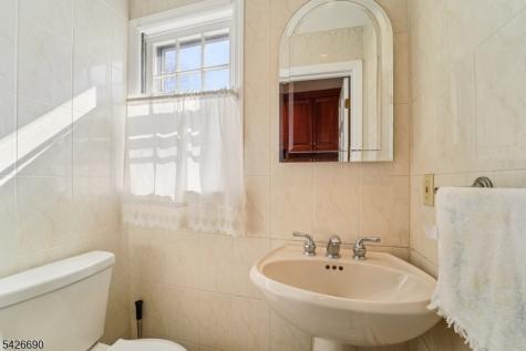 657 Lincoln Avenue Glen Rock NJ 07452