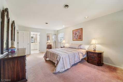 657 Lincoln Avenue Glen Rock NJ 07452