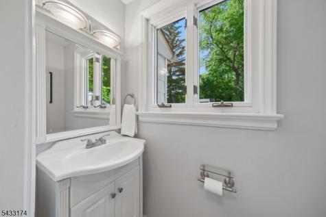 23 Benvenue Avenue West Orange NJ 07052