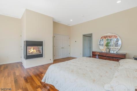 47 Scheurman Terrace Green Brook NJ 08812