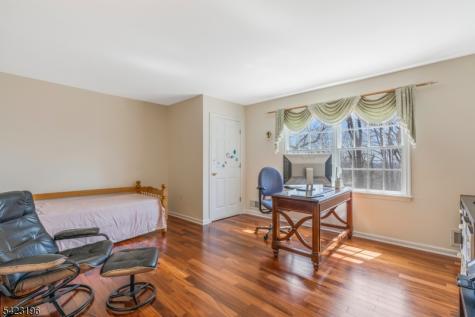 47 Scheurman Terrace Green Brook NJ 08812