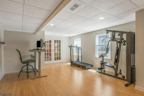 47 Scheurman Terrace Green Brook NJ 08812