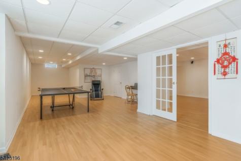 47 Scheurman Terrace Green Brook NJ 08812