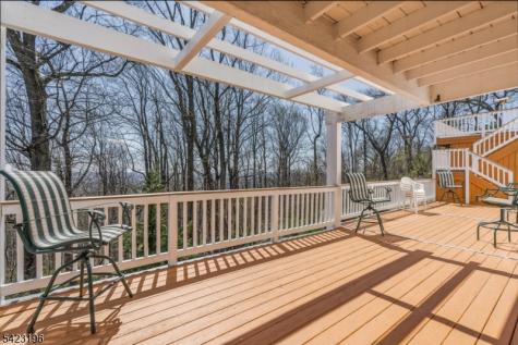 47 Scheurman Terrace Green Brook NJ 08812