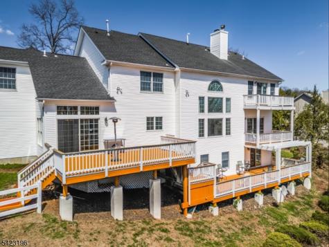 47 Scheurman Terrace Green Brook NJ 08812