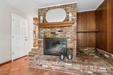 19 Colonial Way New Providence NJ 07974