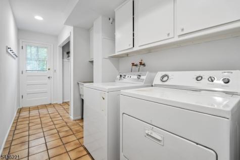 19 Colonial Way New Providence NJ 07974