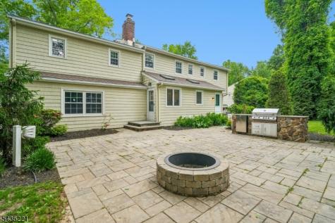 19 Colonial Way New Providence NJ 07974