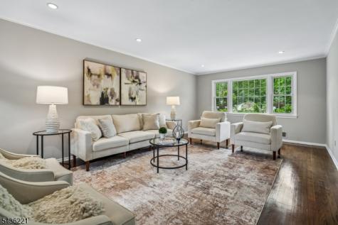 19 Colonial Way New Providence NJ 07974