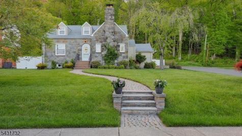 2395 Lake Park Terrace Scotch Plains NJ 07076
