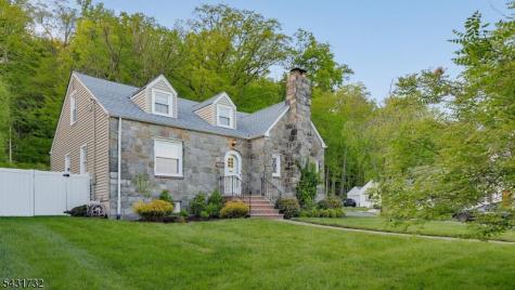 2395 Lake Park Terrace Scotch Plains NJ 07076
