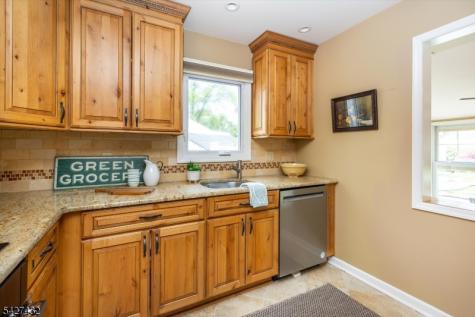 52 Sommer Avenue Glen Ridge Boro NJ 07028