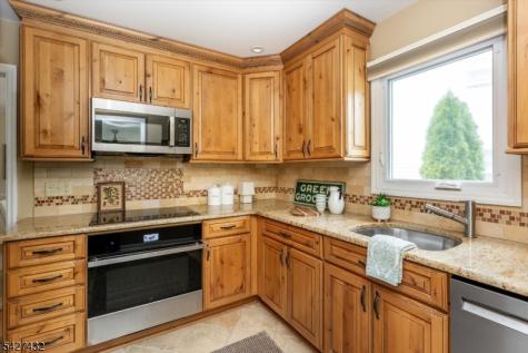 52 Sommer Avenue Glen Ridge Boro NJ 07028