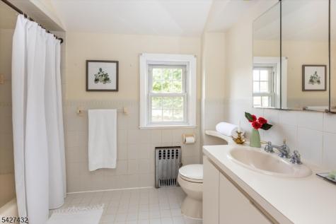 52 Sommer Avenue Glen Ridge Boro NJ 07028