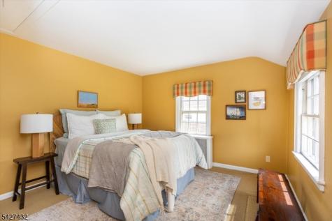 52 Sommer Avenue Glen Ridge Boro NJ 07028