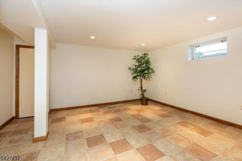 52 Sommer Avenue Glen Ridge Boro NJ 07028