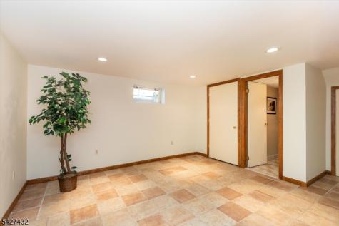 52 Sommer Avenue Glen Ridge Boro NJ 07028
