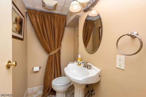 52 Sommer Avenue Glen Ridge Boro NJ 07028