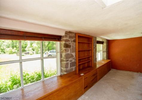 6 Quarry Road Delaware NJ 08559