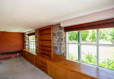 6 Quarry Road Delaware NJ 08559