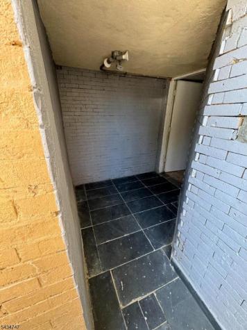 61 Lincoln Avenue Newark NJ 07104