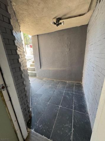 61 Lincoln Avenue Newark NJ 07104