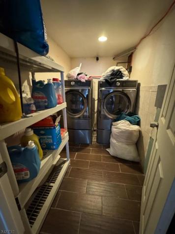 61 Lincoln Avenue Newark NJ 07104