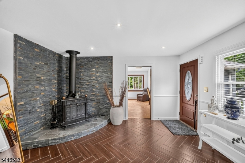 36 Lebanon Trail Hopatcong NJ 07843