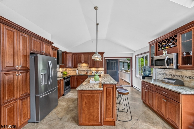 36 Lebanon Trail Hopatcong NJ 07843