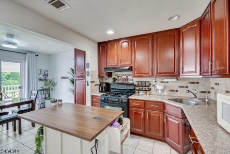 15 Markham Road Edison NJ 08817