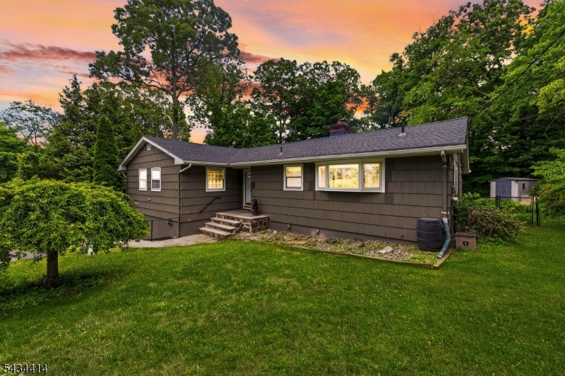 128 Upper High Crest Drive West Milford NJ 07480