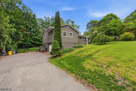 128 Upper High Crest Drive West Milford NJ 07480