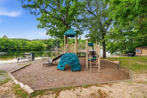 128 Upper High Crest Drive West Milford NJ 07480
