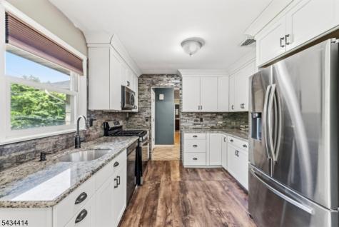 128 Upper High Crest Drive West Milford NJ 07480