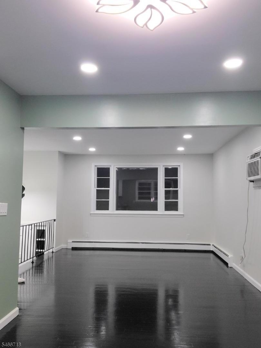 4 Arlington Place Piscataway NJ 08854