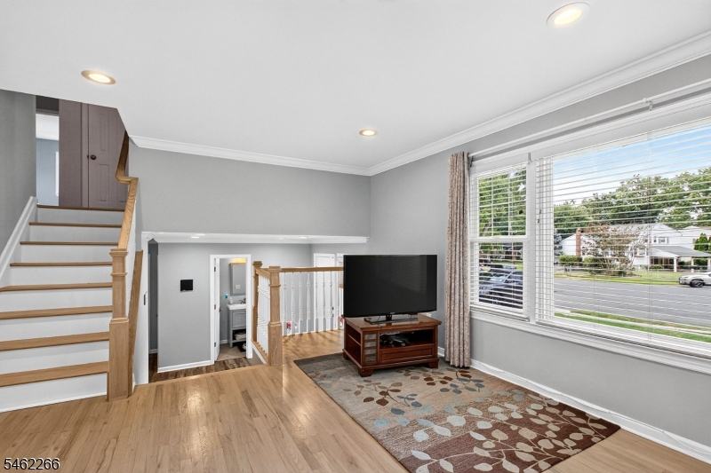 2 Braemar Circle Cranford NJ 07016