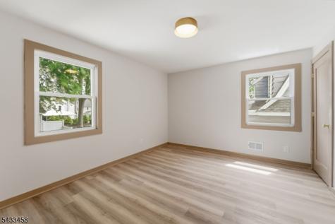 15 Elberta Road Maplewood NJ 07040