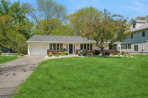 17 Tyndall Road South Brunswick NJ 08824
