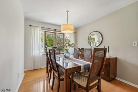 17 Tyndall Road South Brunswick NJ 08824