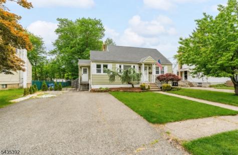 3 Roy Avenue Bloomingdale NJ 07403