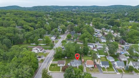 3 Roy Avenue Bloomingdale NJ 07403
