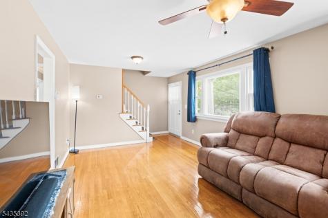 3 Roy Avenue Bloomingdale NJ 07403